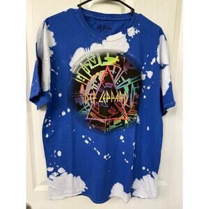 Def Leppard, Bright Pyramid, Blue & White Tie Dye in Size XL